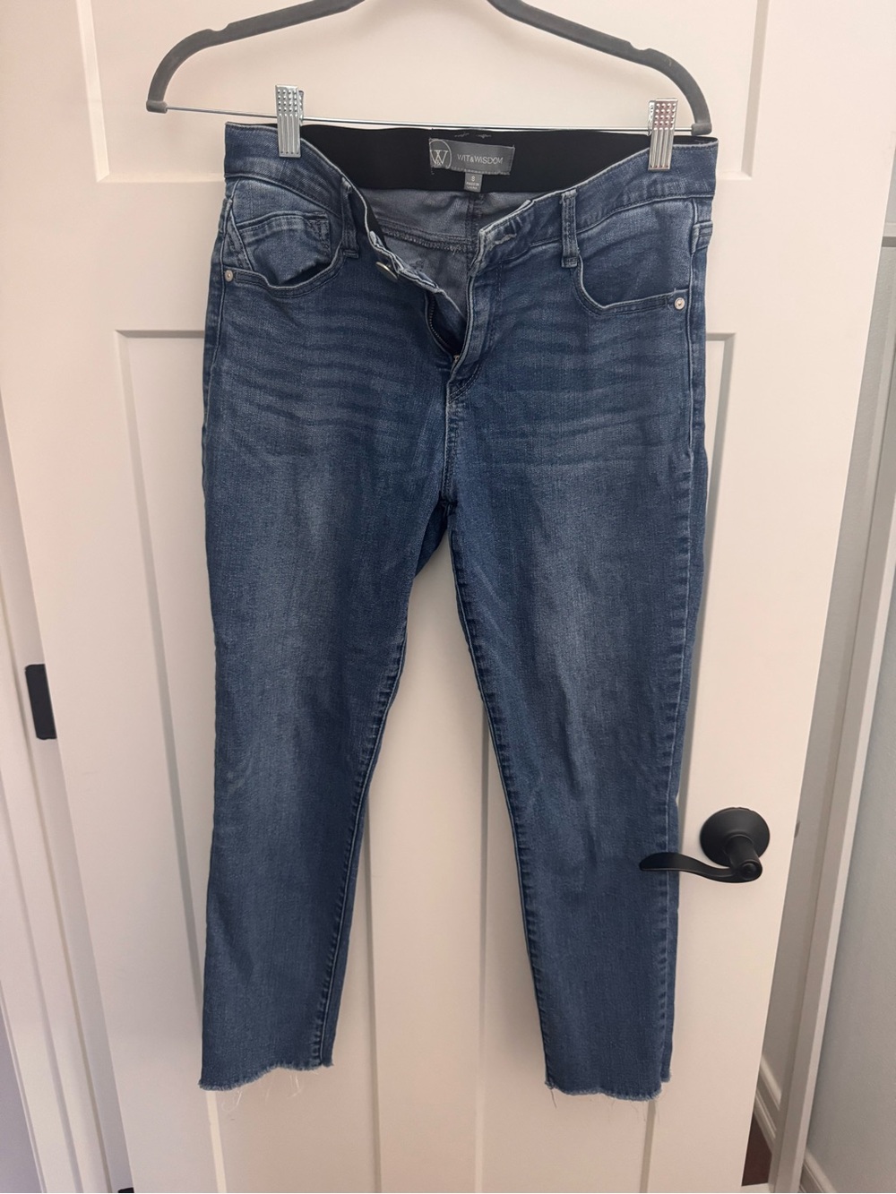 Wit and wisdom size 8, 24” inseam